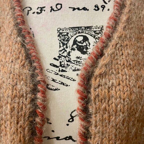 VINTAGE BOHO HIPP HANDMADE KNNITED CASHMERE BUTTONS LESS VEST - Picture 9 of 15